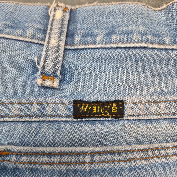 Vintage Wrangler 82611NV Boot Cut Western Cowboy Distressed Thrashed Denim 32x31 - Picture 12 of 13